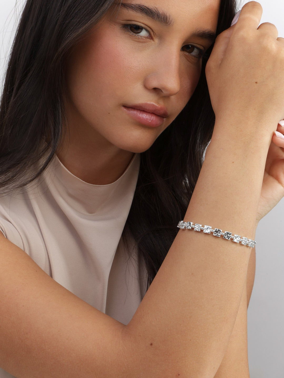 Pulseira de pedras de hematite