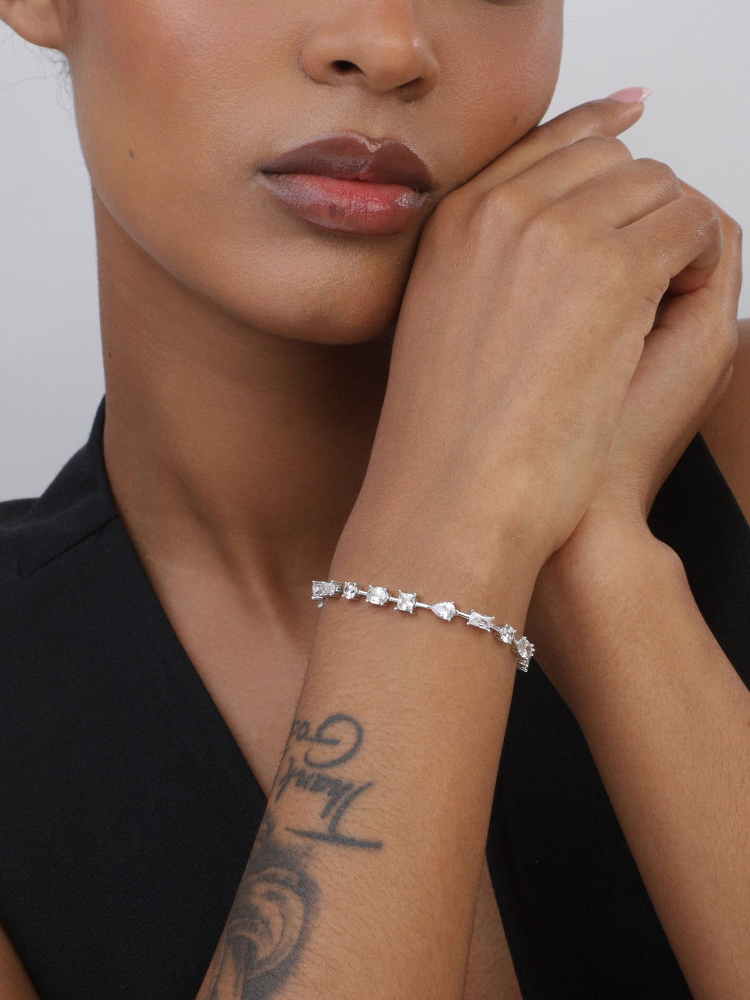 Pulseira delicada em prata 925 com zircónias