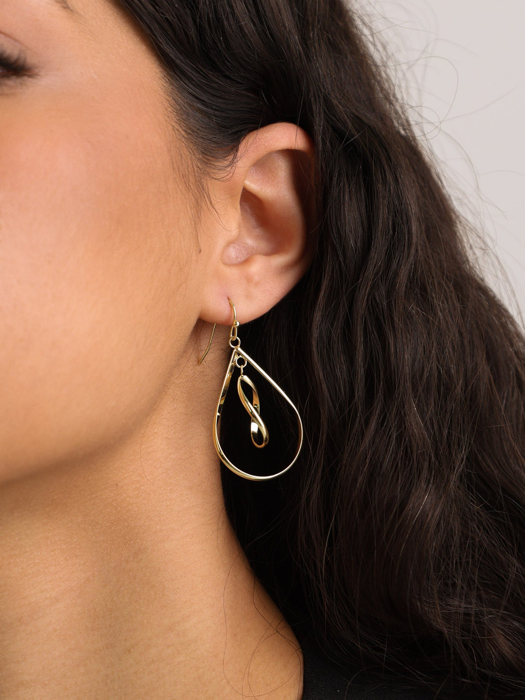 Pendentes banhados a ouro
