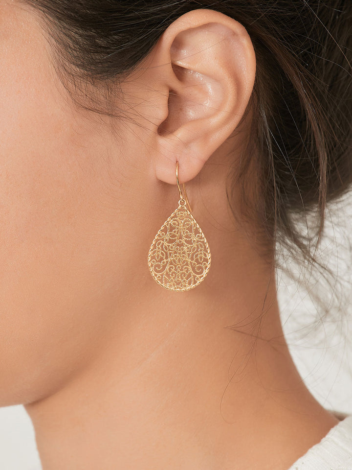 Pendentes banhados a ouro
