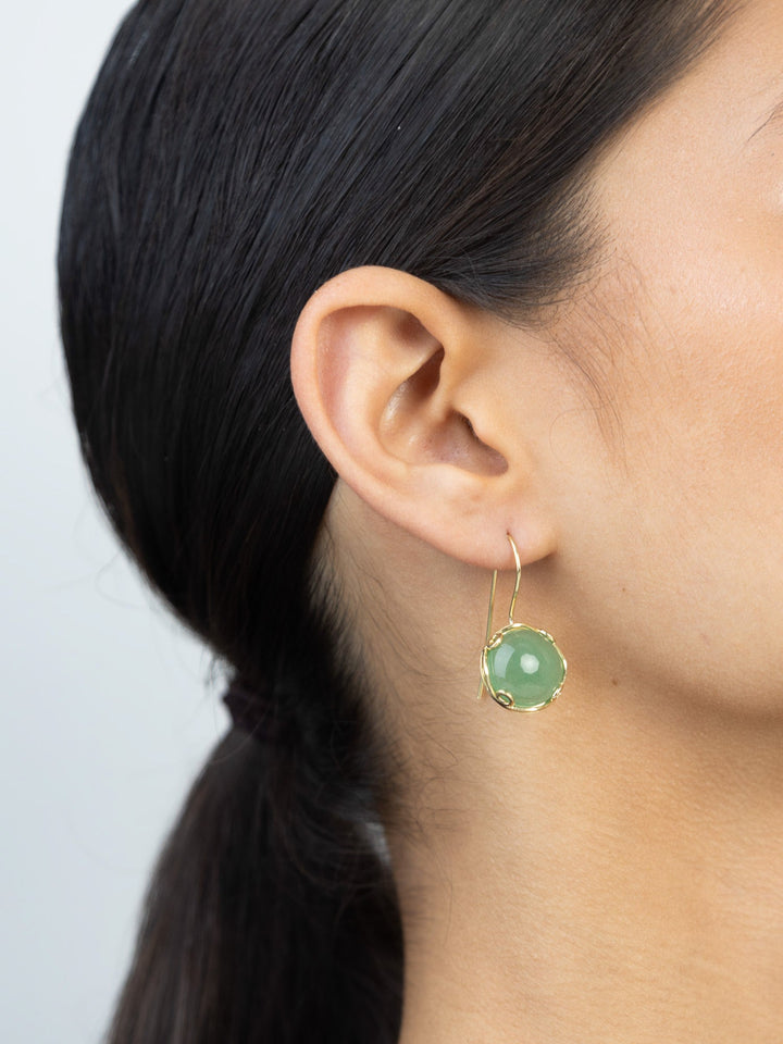 Pendentes banhados a ouro com jadeíte verde