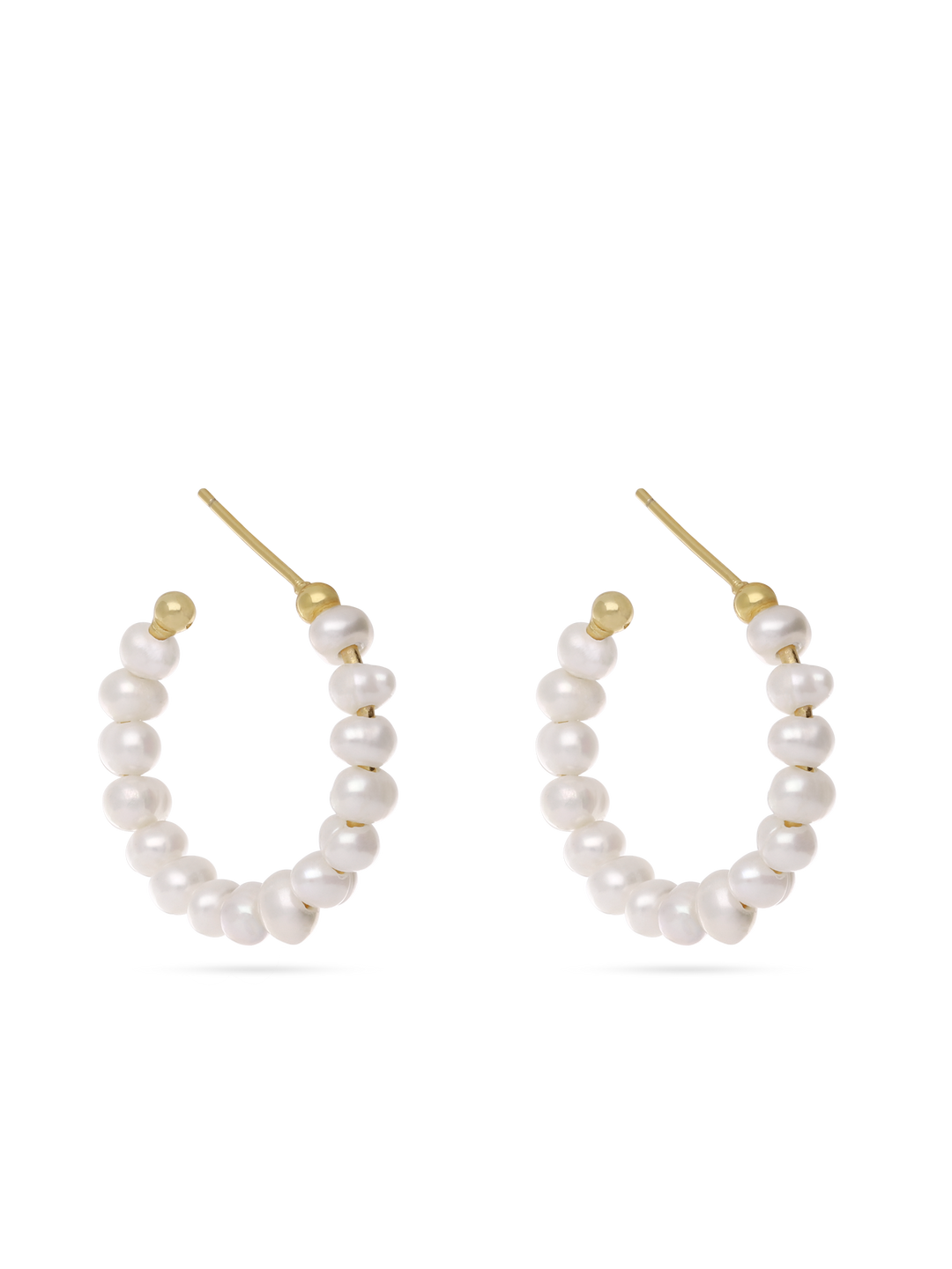 Argolas banhadas a ouro com pérolas