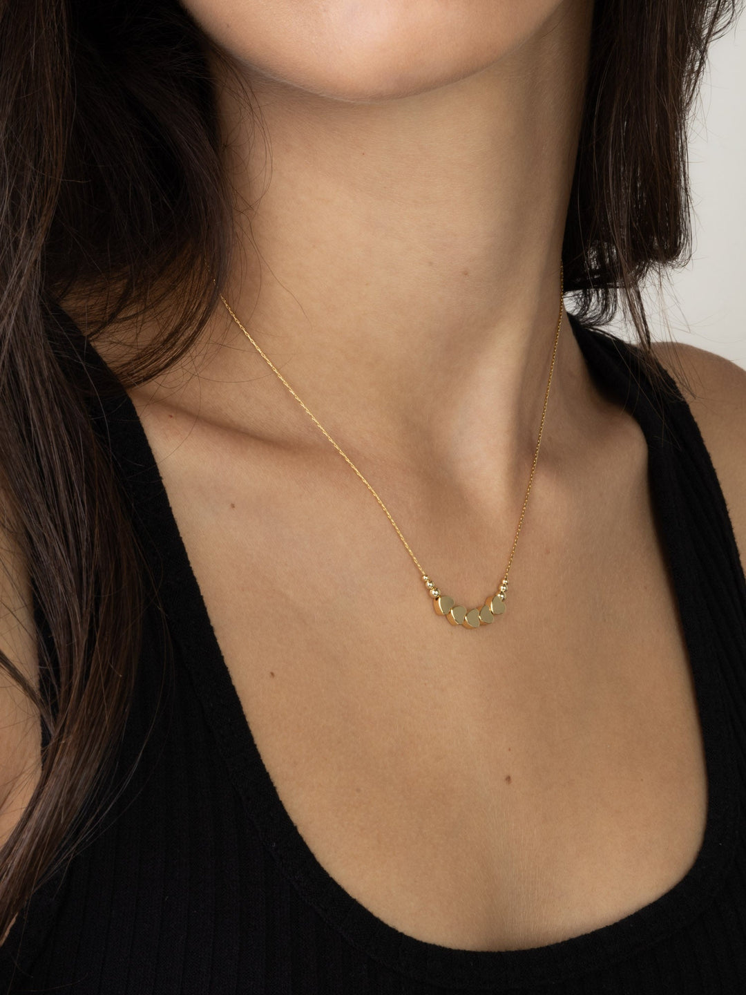 Fio com pendentes coração banhado a ouro