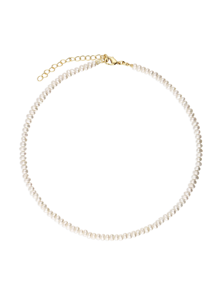 Colar choker banhado a ouro com pérolas