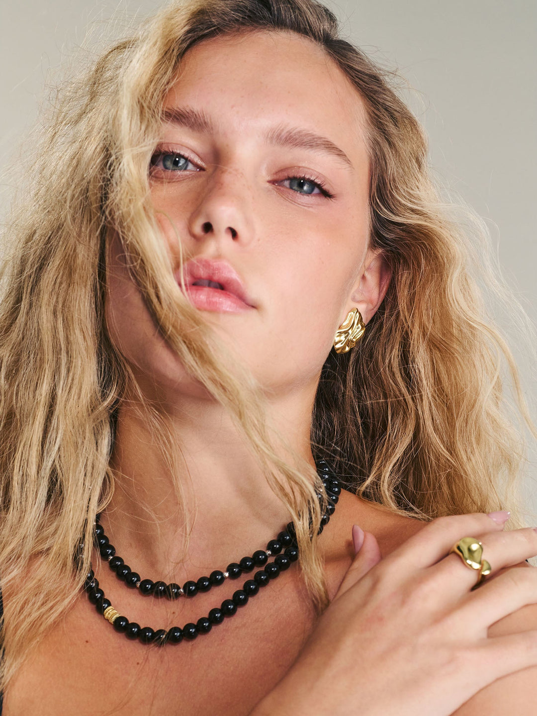 Colar choker em prata com ónix preto