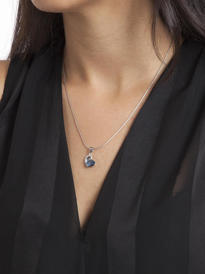 Fio com pendente em prata 925 com zircónia e cristal swarovski azul