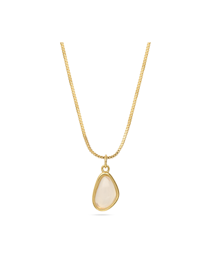 Fio com pendente banhado a ouro com opalite branca