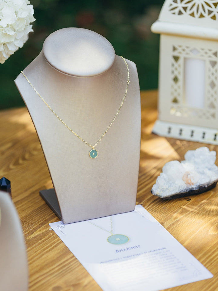 Fio com pendente banhado a ouro com Amazonite - Calma e Harmonia