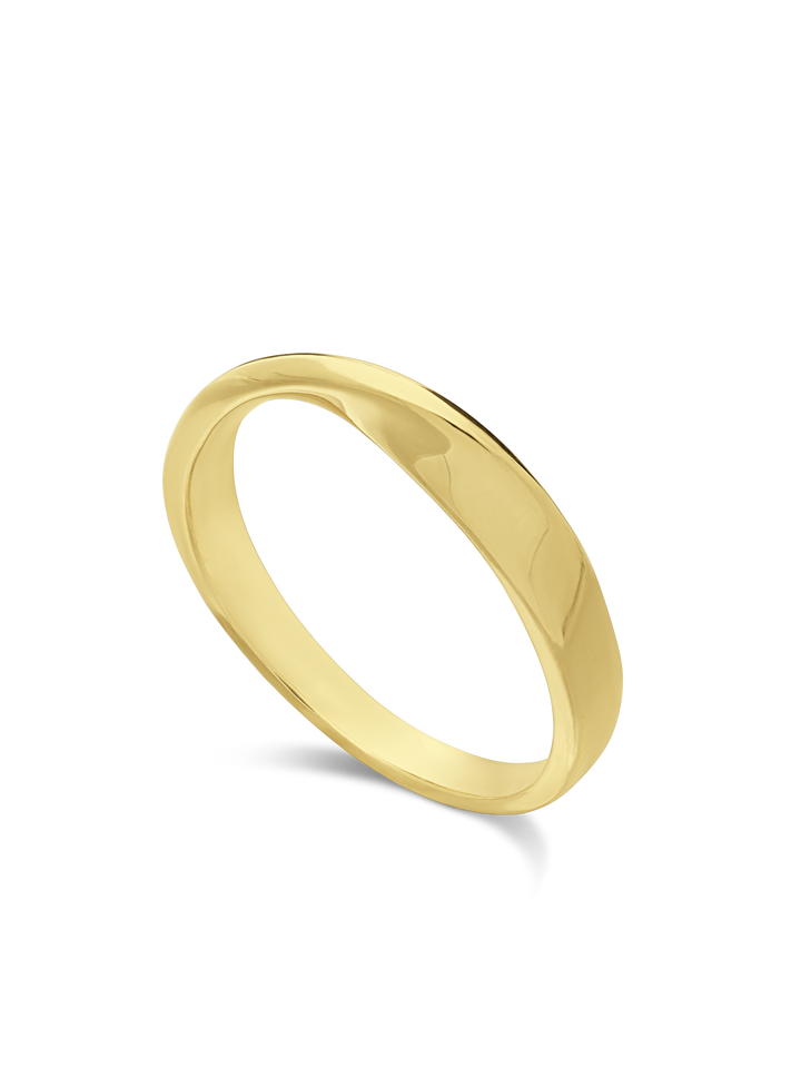 Aliança delicada banhada a ouro