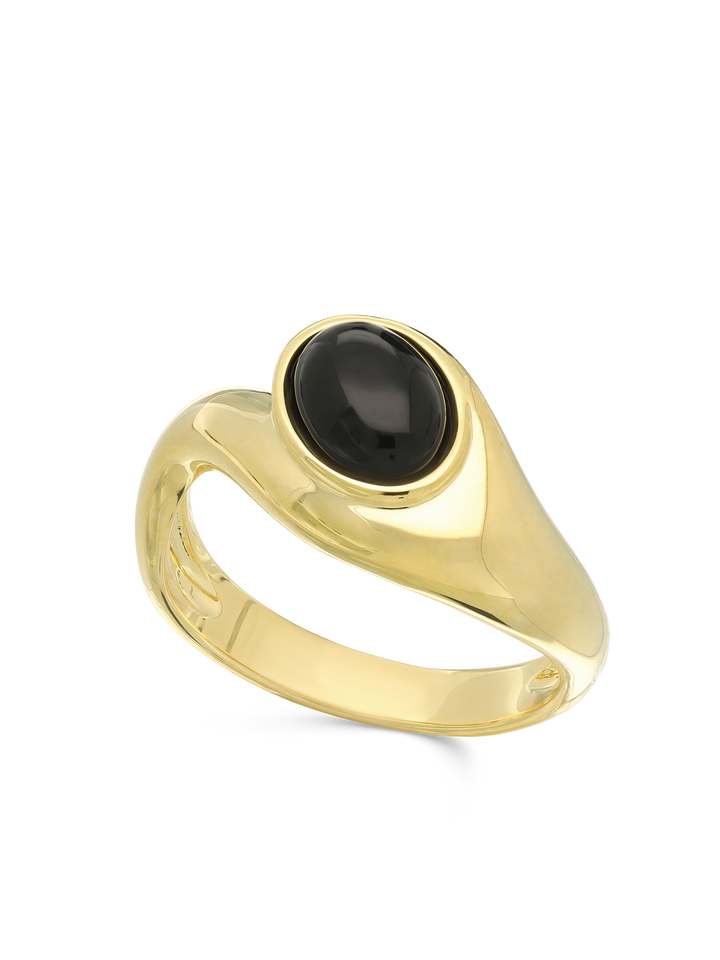Anel grande banhado a ouro com ónix preto