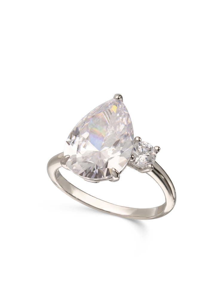 Anel em prata 925 com zircónias transparentes
